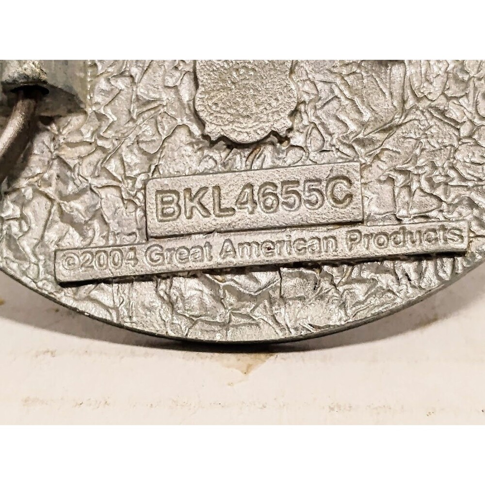 VINTAGE 2004 GREAT AMERICAN PRODUCTS BKL4655C KINGS CROWN METAL BELT BUCKLE - Picture 3 of 3